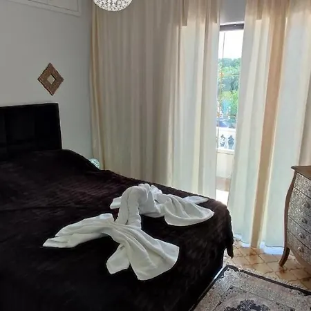 Ixian House Apartment